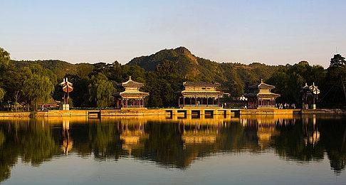 Steam新游周报：龙哥回归 佳作连连！